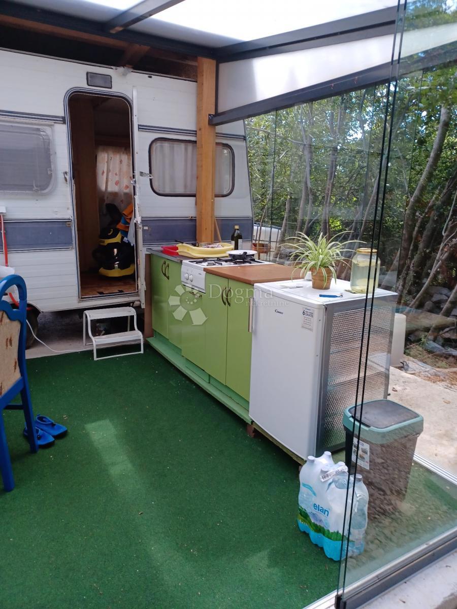 Terreno edificabile Dobrinj, 770m2