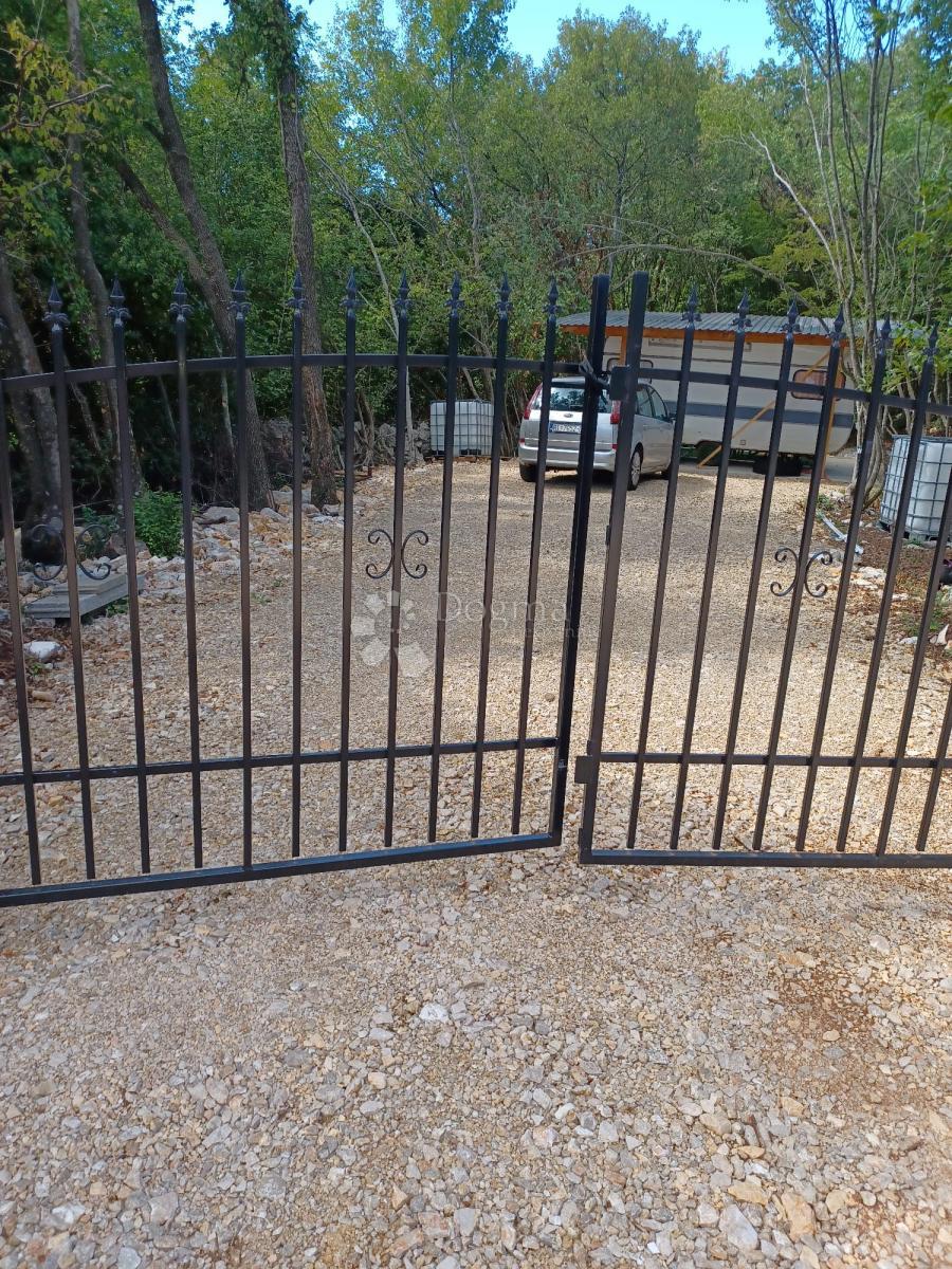 Terreno edificabile Dobrinj, 770m2