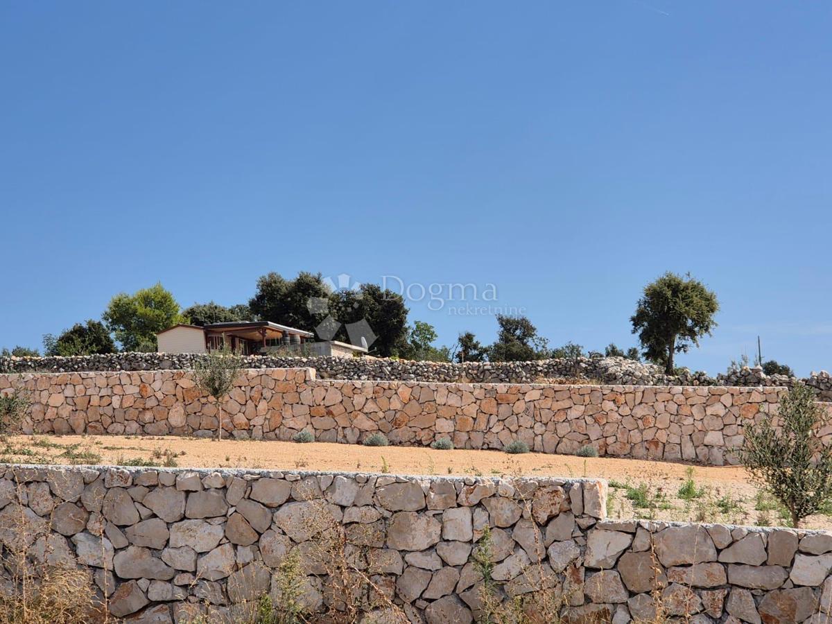 IN VENDITA – TERRENO AGRICOLO CON VISTA PANORAMICA SUL MARE, SEVID