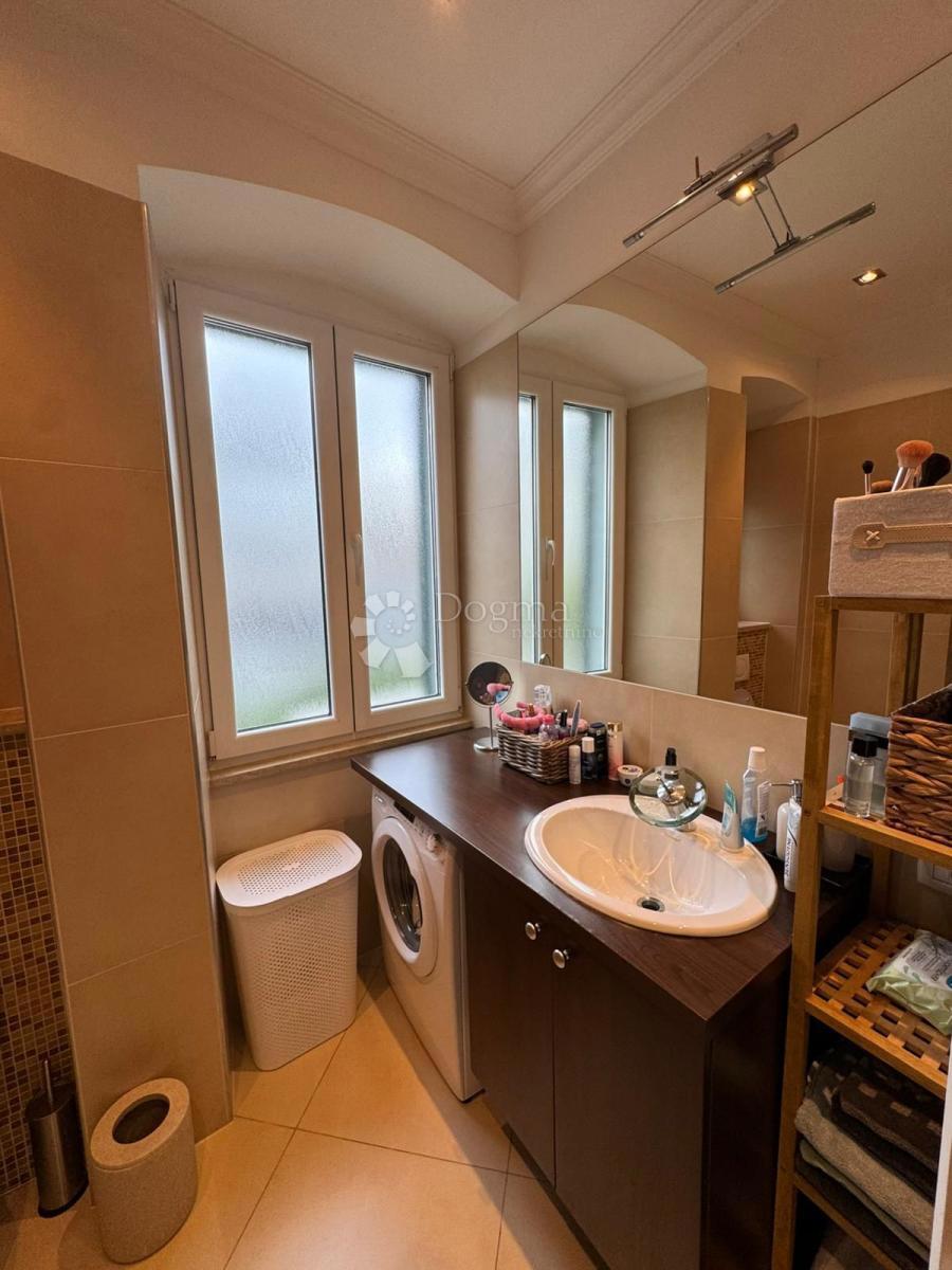 Allogio Centar, Rijeka, 78m2