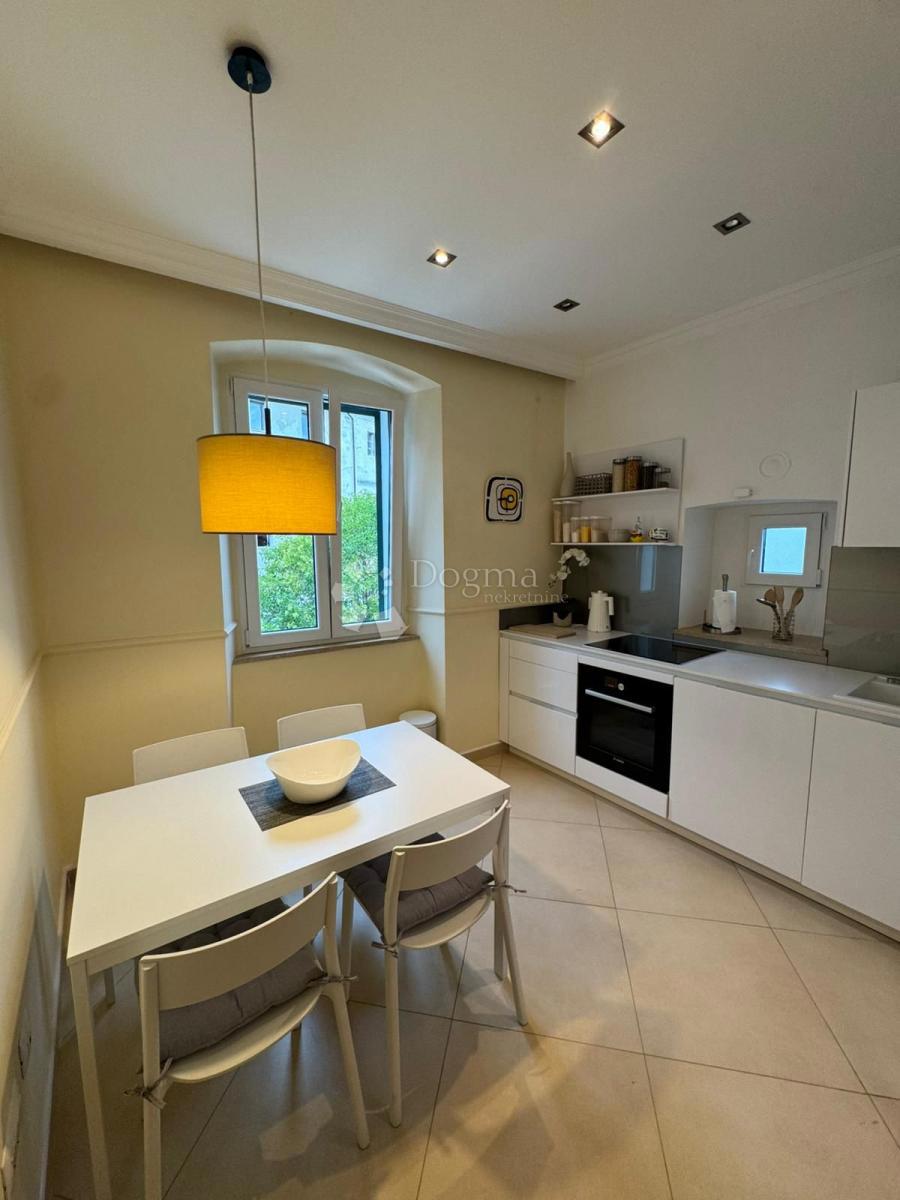 Allogio Centar, Rijeka, 78m2