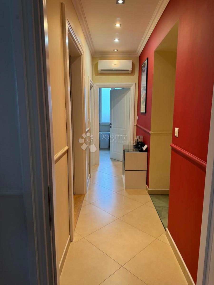 Allogio Centar, Rijeka, 78m2