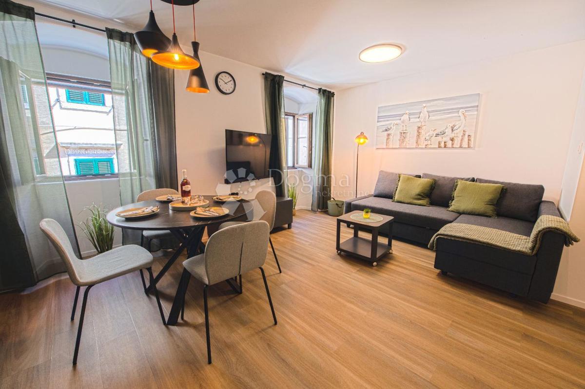 Allogio Centar, Rijeka, 93,50m2