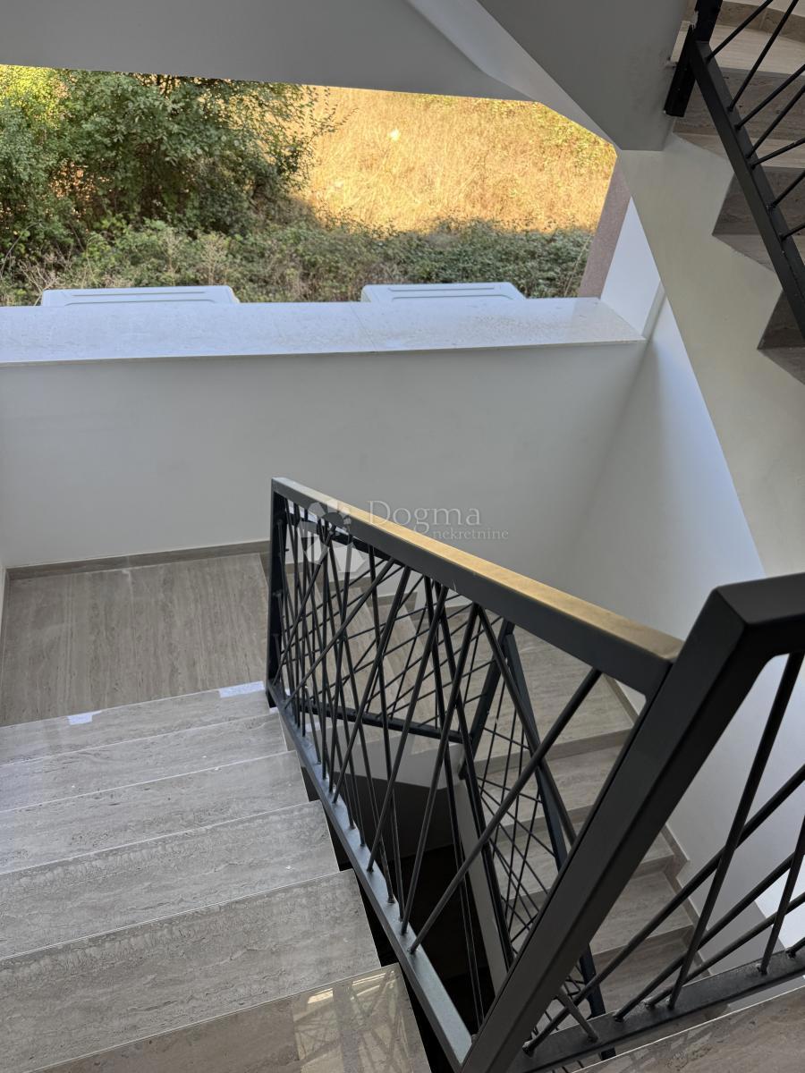 Allogio Belafuža, Zadar, 105m2