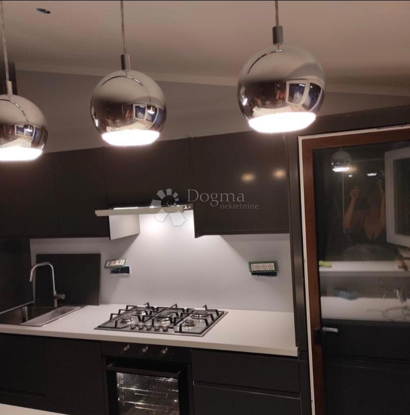 Appartamento Novi Vinodolski, 66m2