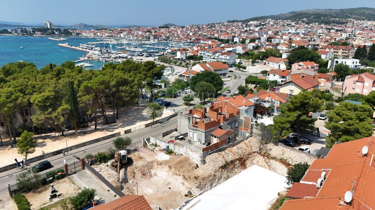 IN VENDITA – APPARTAMENTO TRILOCALE A VODICE, MIGLIORE POSIZIONE, PIANO TERRA