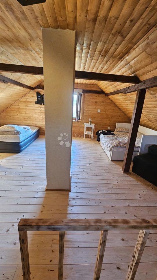 Casa Studenci, Perušić, 90m2