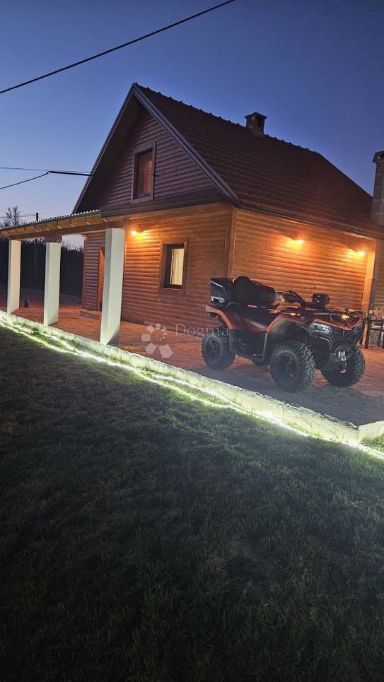 Casa Studenci, Perušić, 90m2