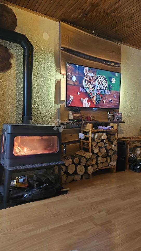 Casa Studenci, Perušić, 90m2