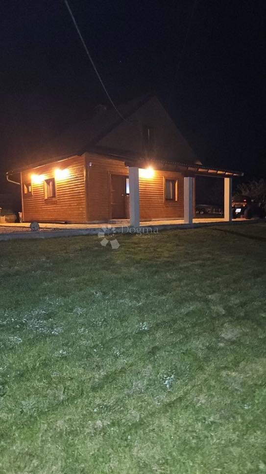 Casa Studenci, Perušić, 90m2