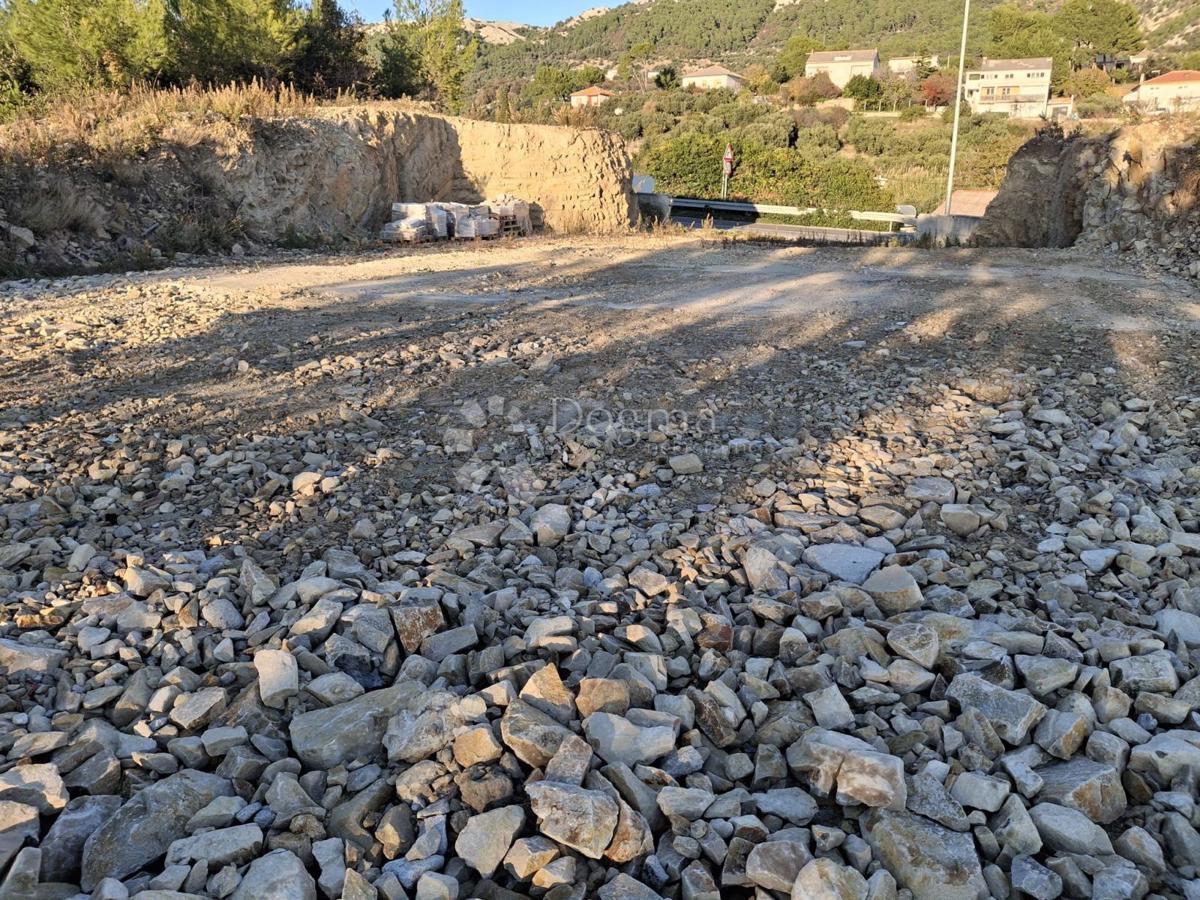 Terreno edificabile Banjol, Rab, 815m2