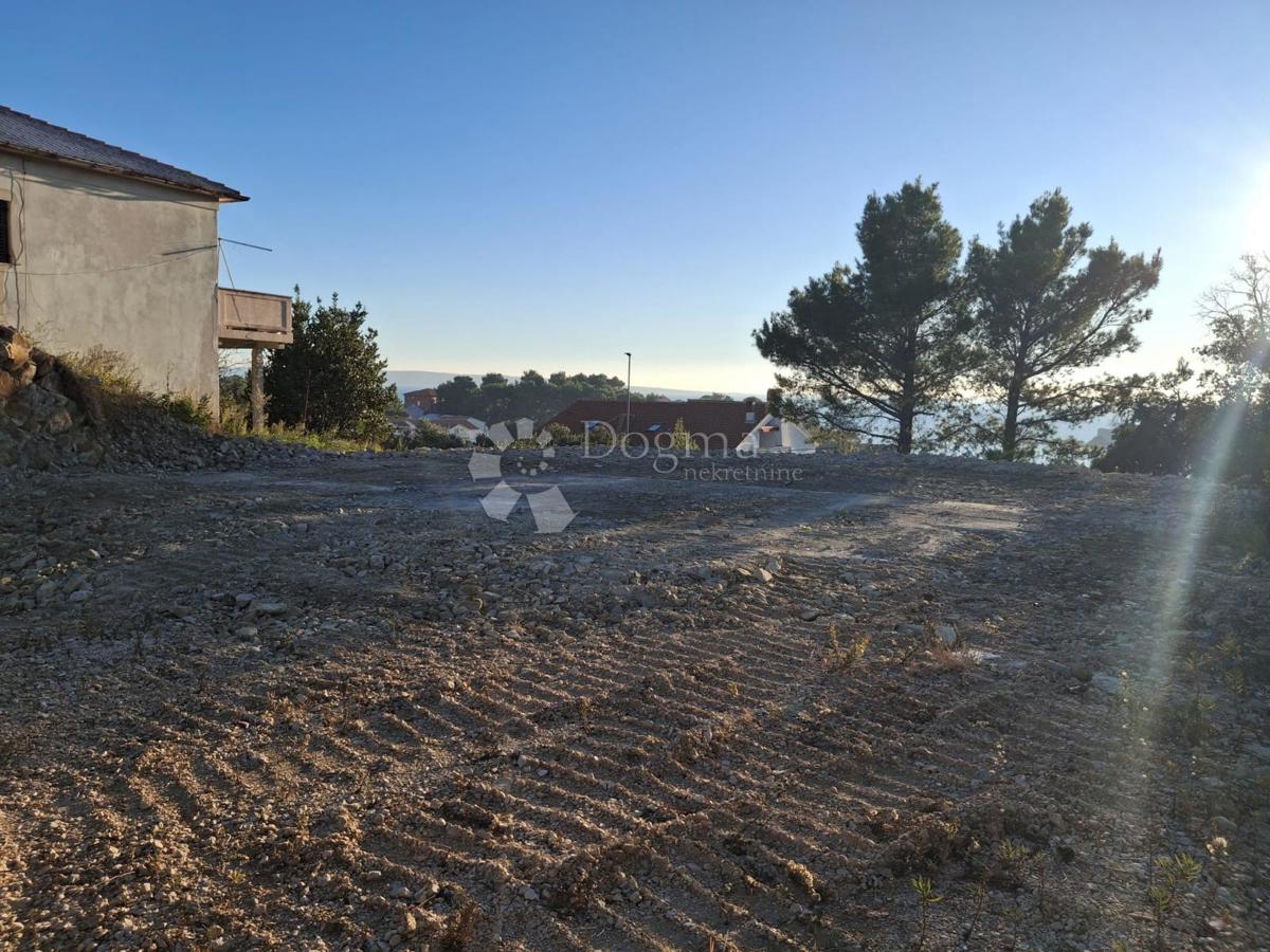 Terreno edificabile Banjol, Rab, 815m2