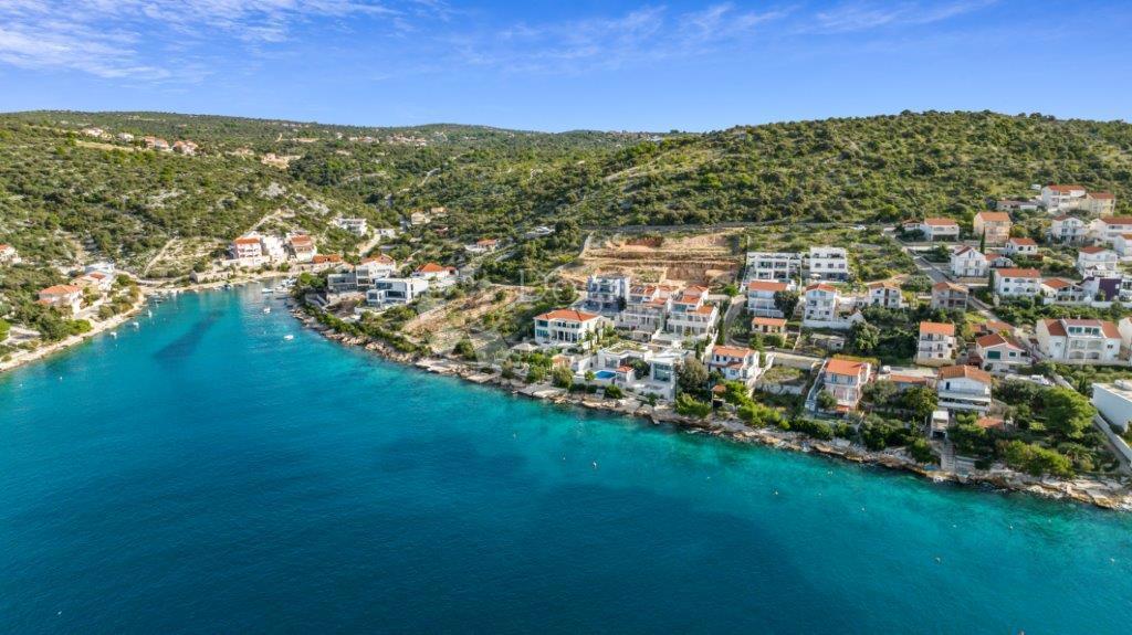 ROGOZNICA - VILLA DI LUSSO CON VISTA DALL'ALTO