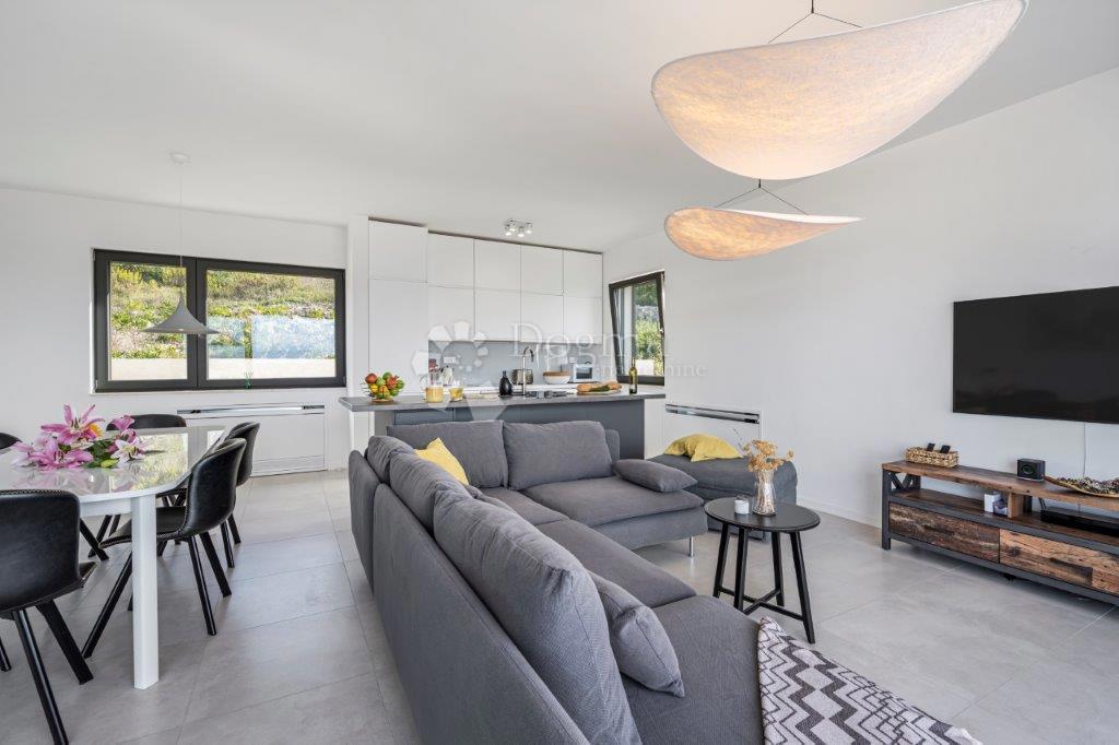 ROGOZNICA - VILLA DI LUSSO CON VISTA DALL'ALTO