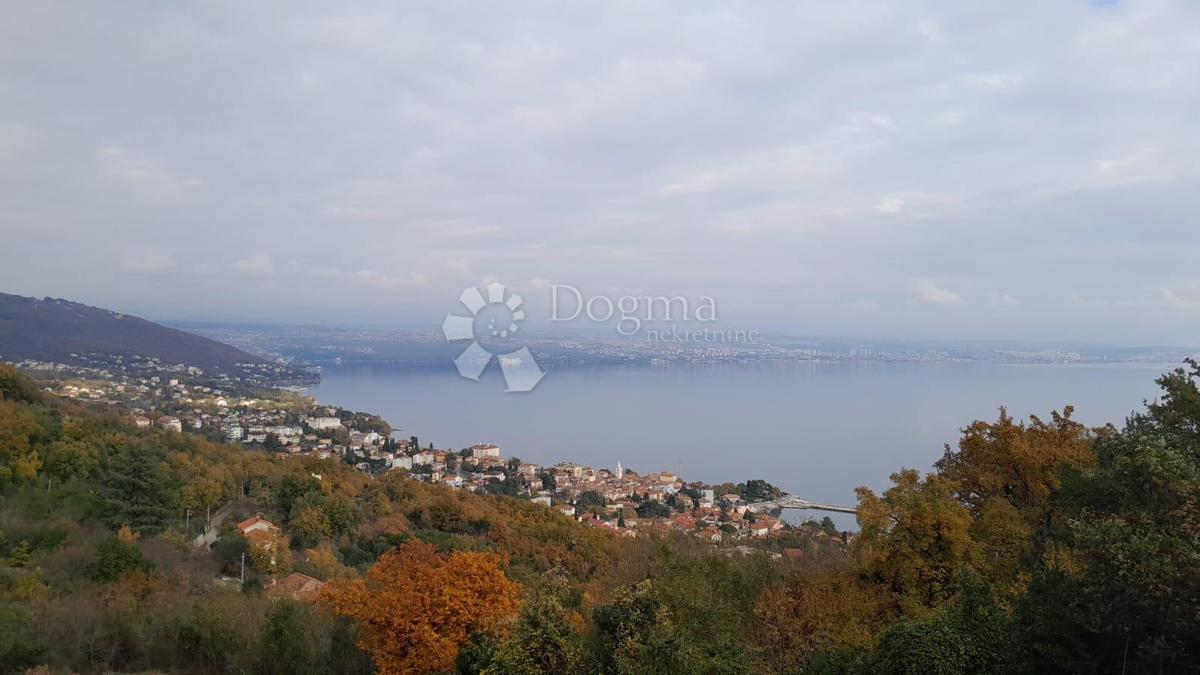 Terreno edificabile Lovran, 700m2