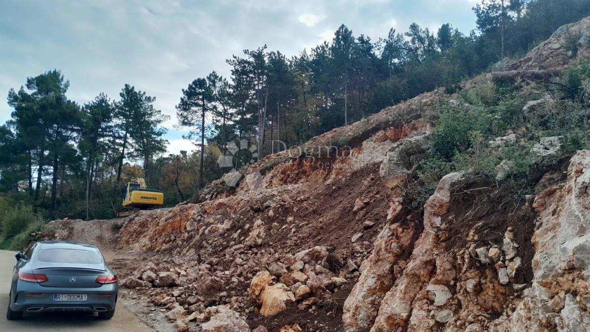 Terreno edificabile Lovran, 700m2