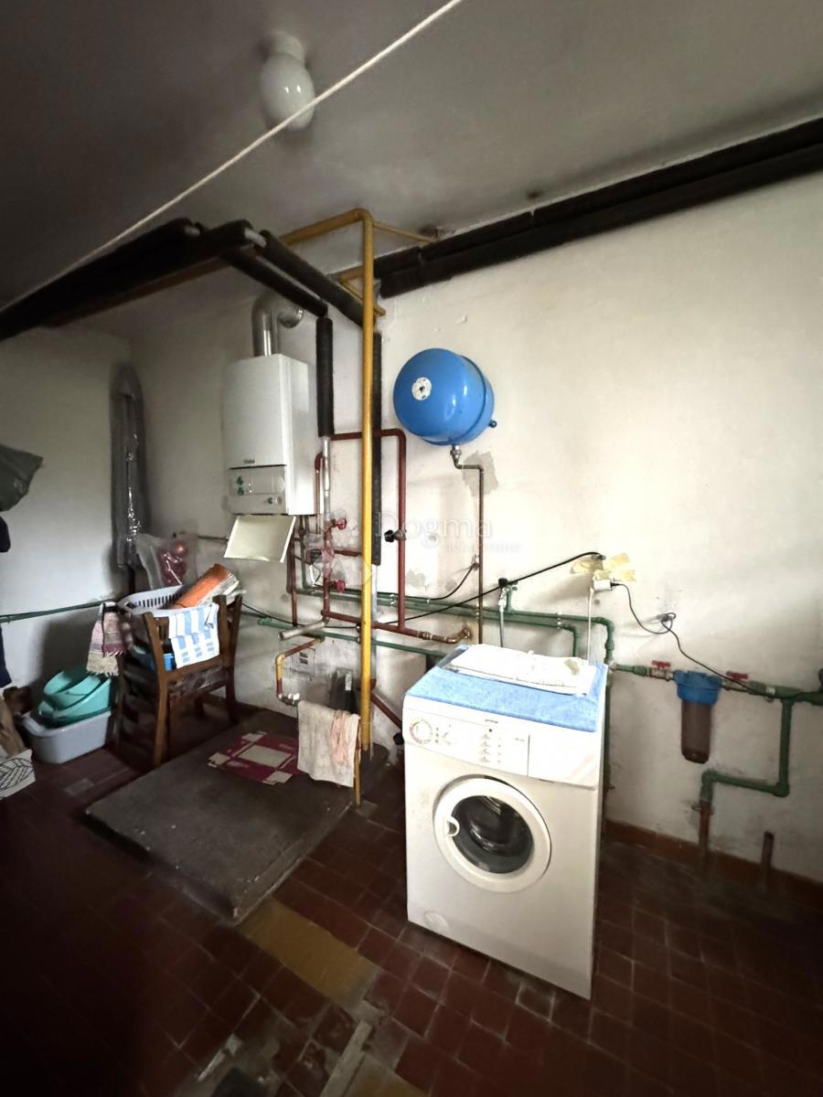 Casa Centar, Bjelovar, 227m2