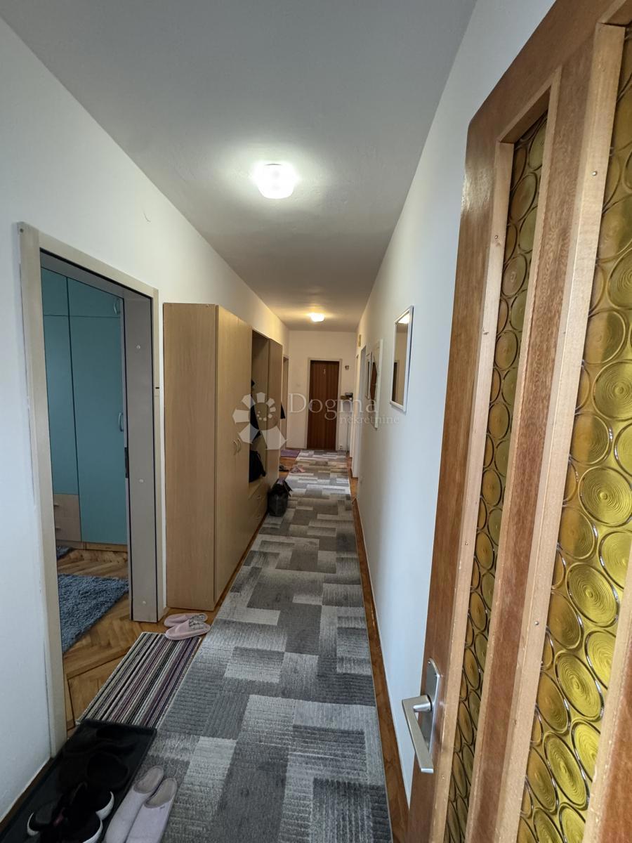 Casa Centar, Bjelovar, 227m2