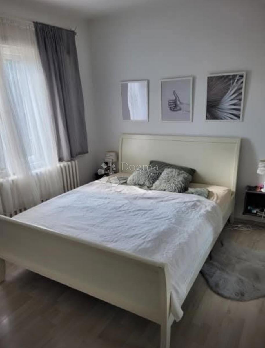 Casa Gornji grad / Centar, Osijek, 210,99m2