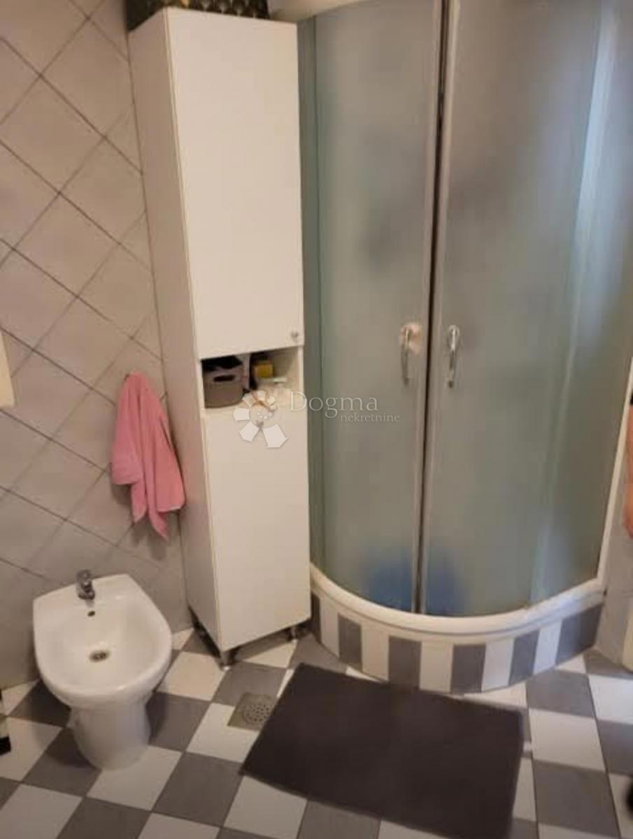 Casa Gornji grad / Centar, Osijek, 210,99m2