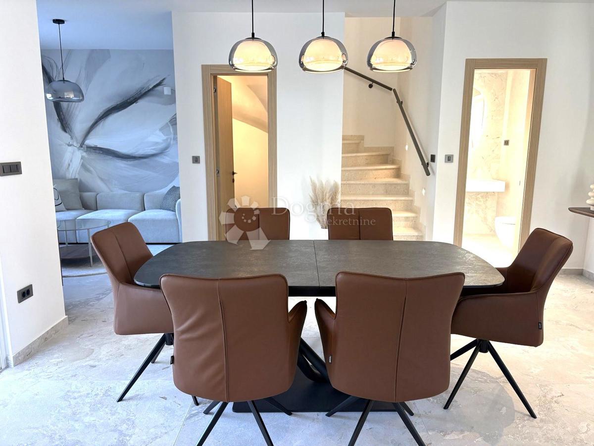 Casa Malinska, Malinska-Dubašnica, 111m2