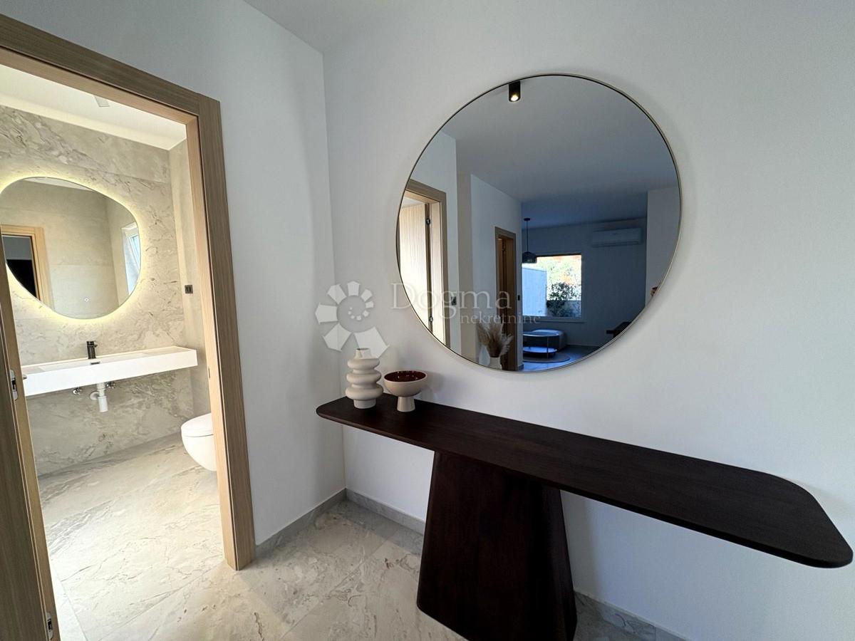 Casa Malinska, Malinska-Dubašnica, 111m2