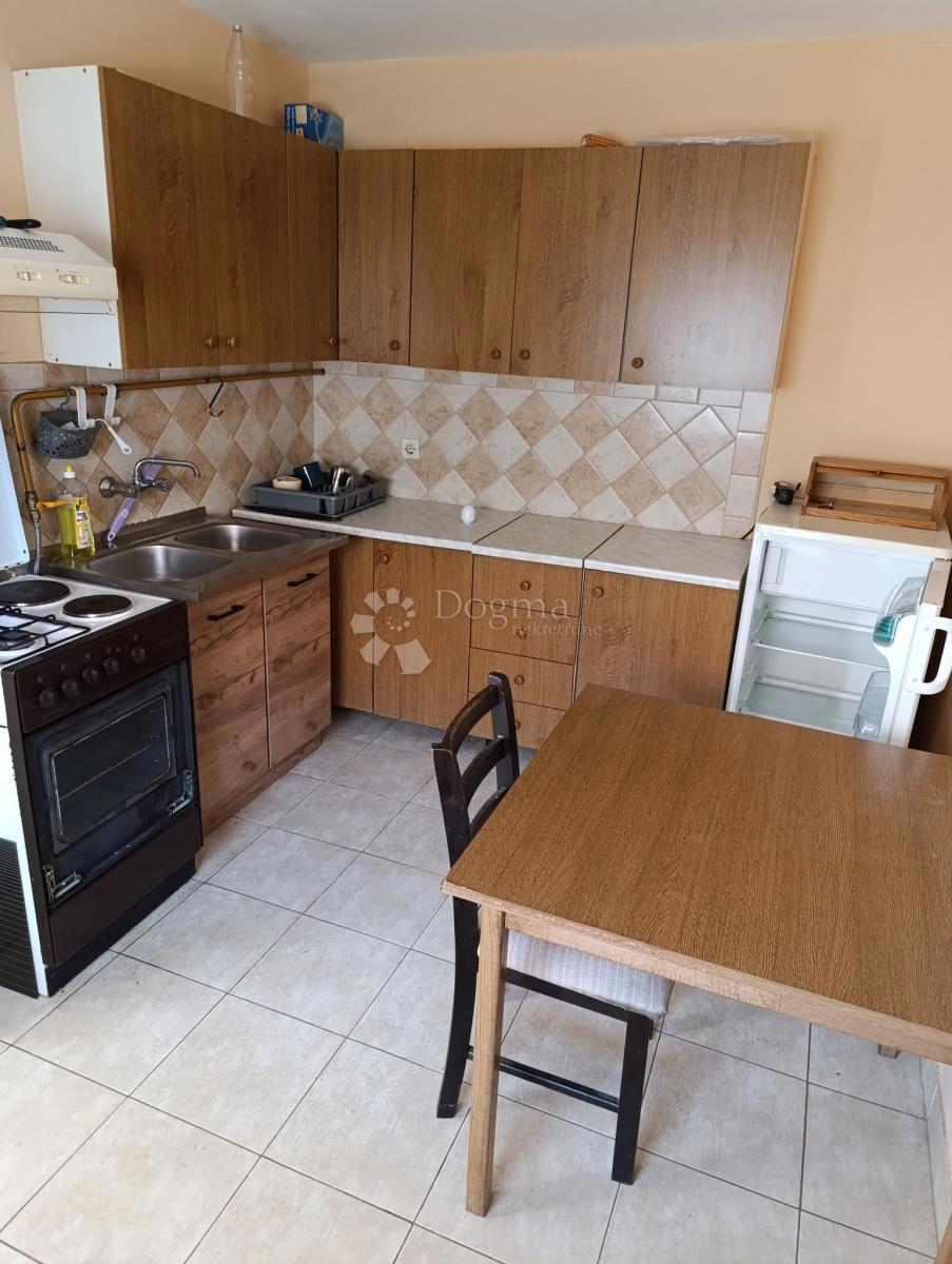 Casa Mitnica, Vukovar, 102m2