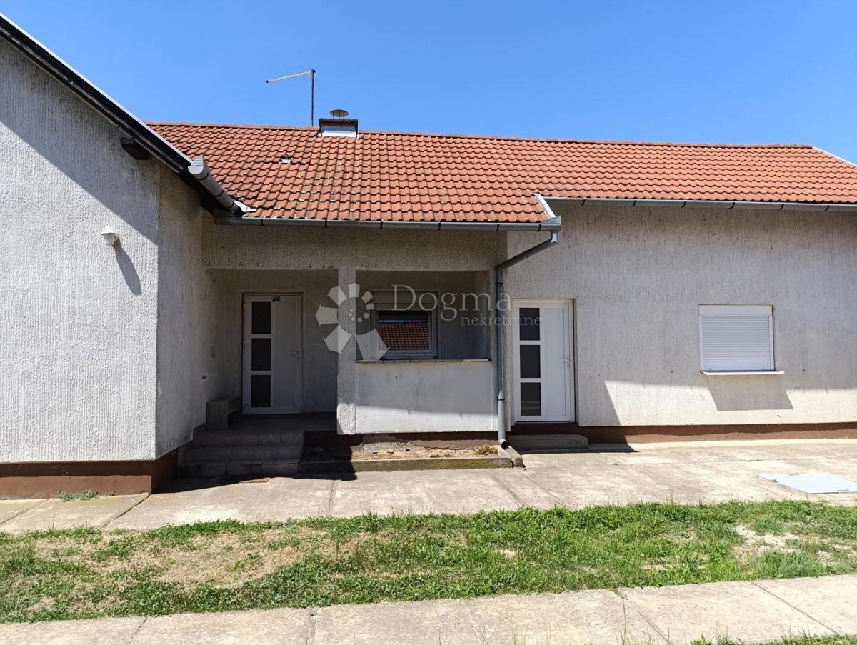 Casa Mitnica, Vukovar, 102m2