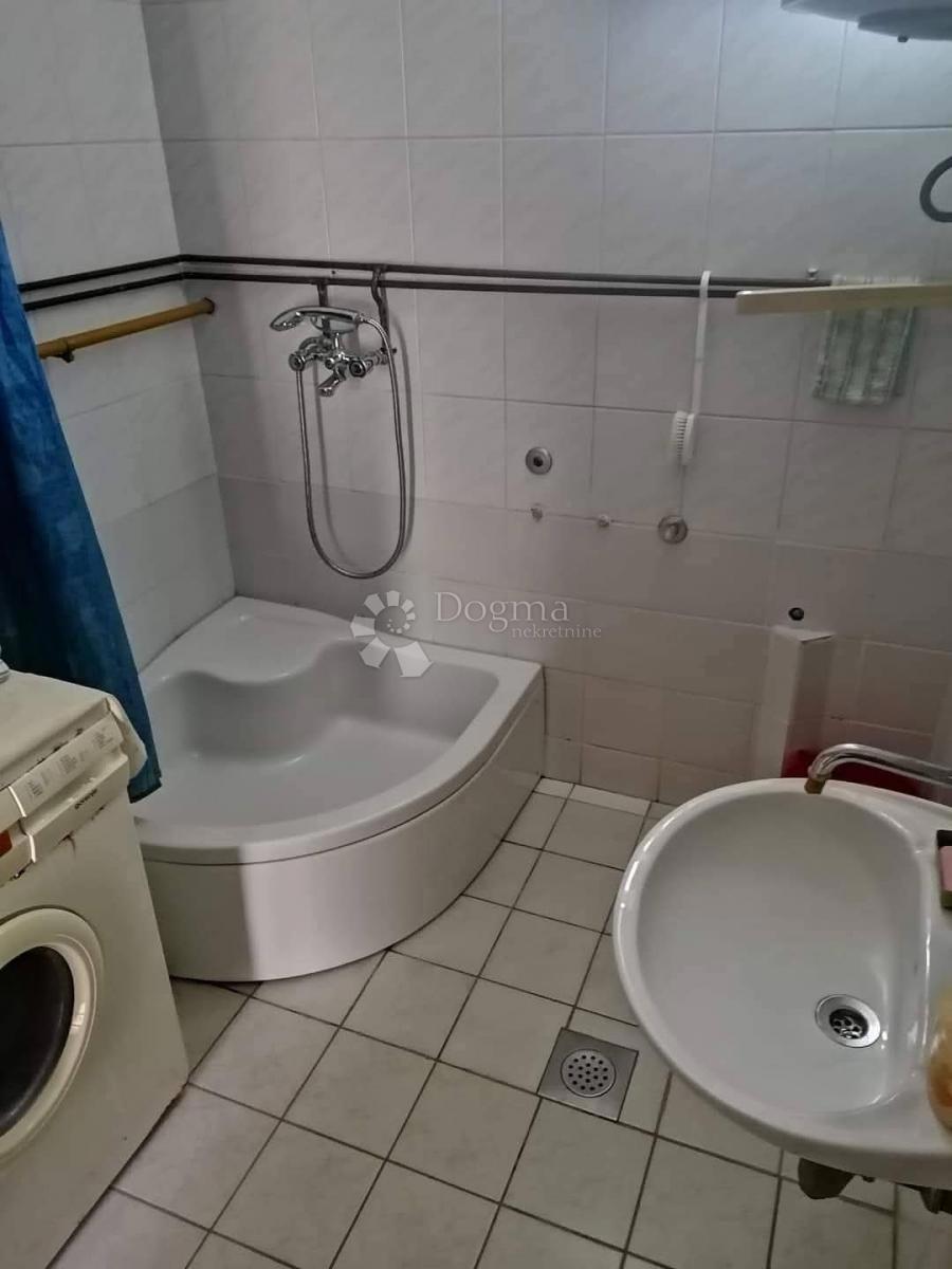 Casa Mitnica, Vukovar, 102m2