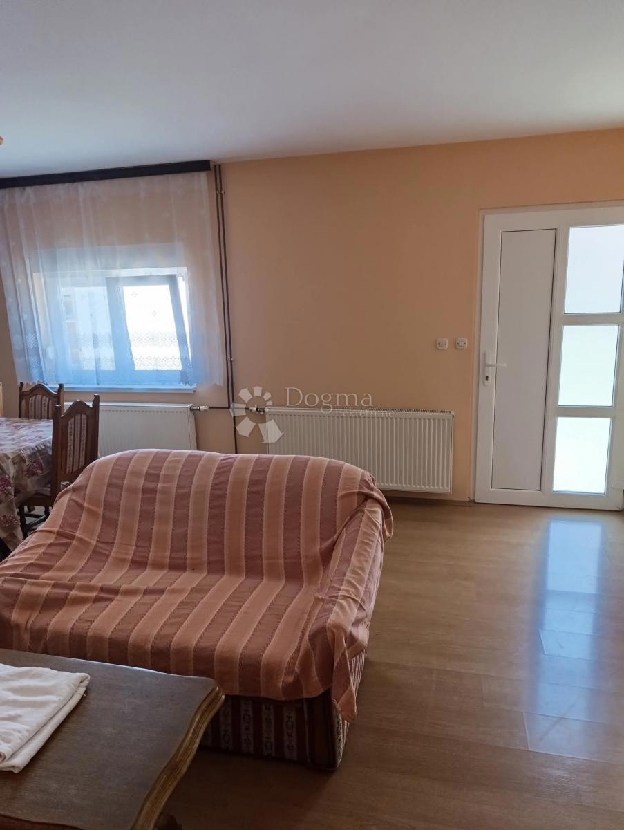 Casa Mitnica, Vukovar, 102m2