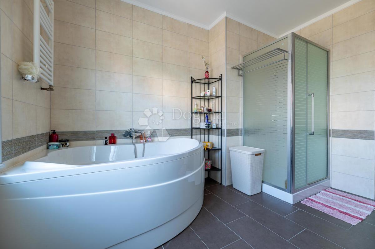 Casa Vrhovec, Črnomerec, 530m2