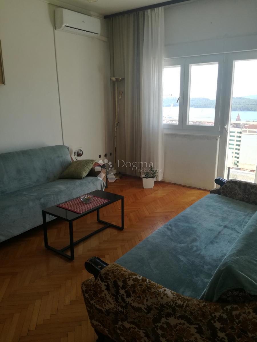 Allogio Varoš, Šibenik, 109m2