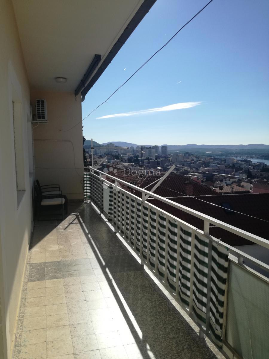 Allogio Varoš, Šibenik, 109m2