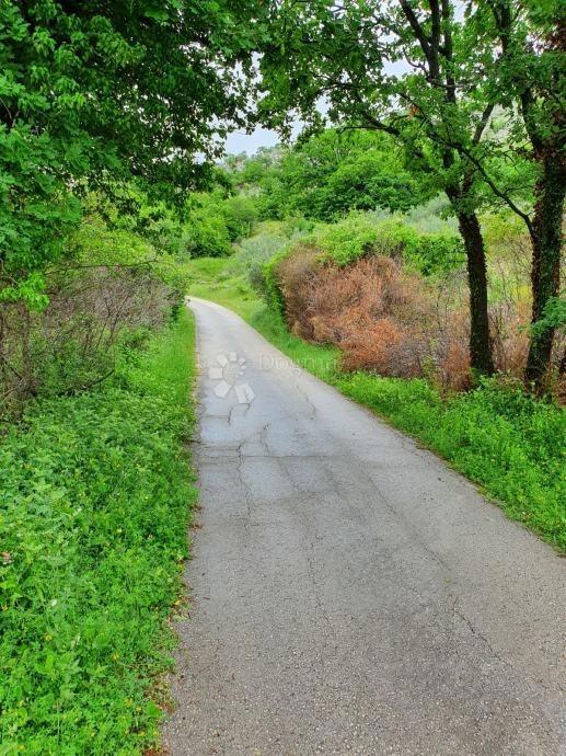 Terreno edificabile Katuni, Šestanovac, 920m2