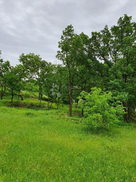 Terreno edificabile Katuni, Šestanovac, 920m2