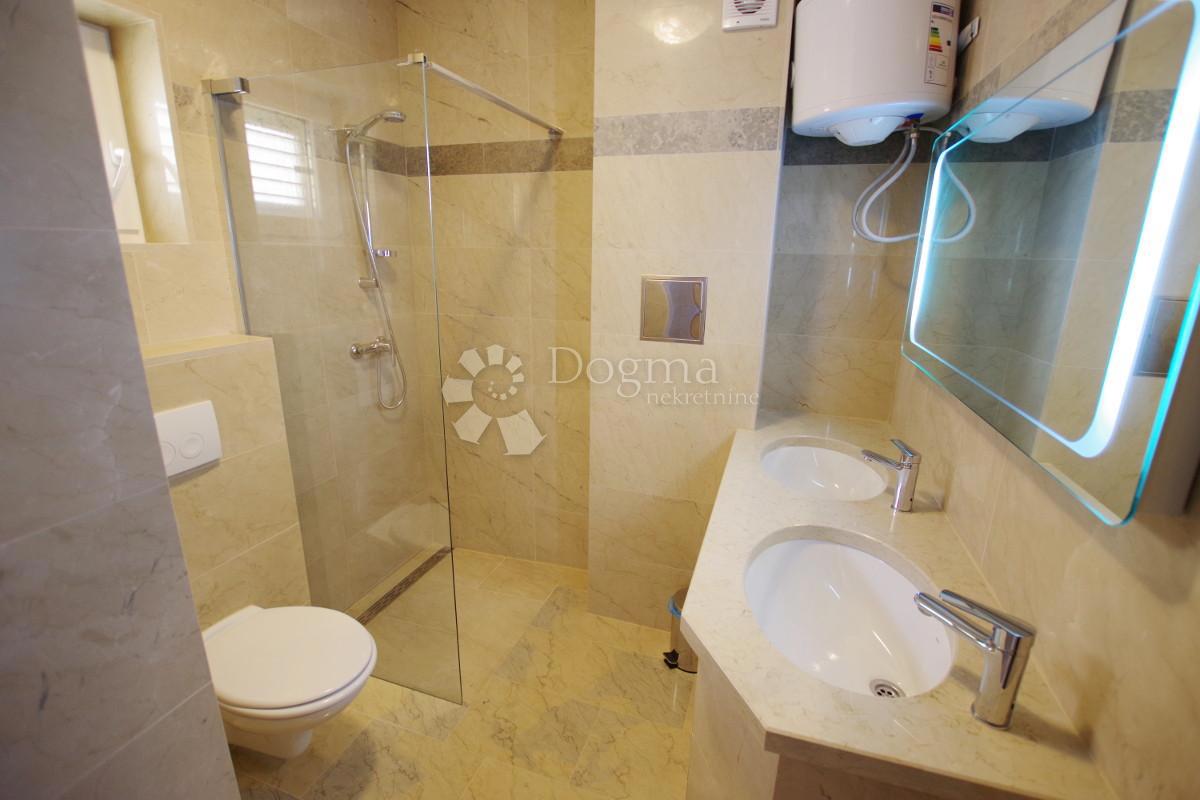 Casa Rabac, Labin, 438m2