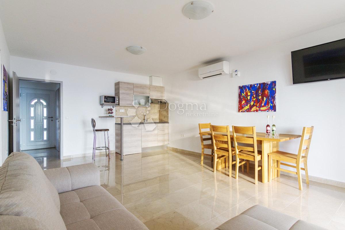 Casa Rabac, Labin, 438m2