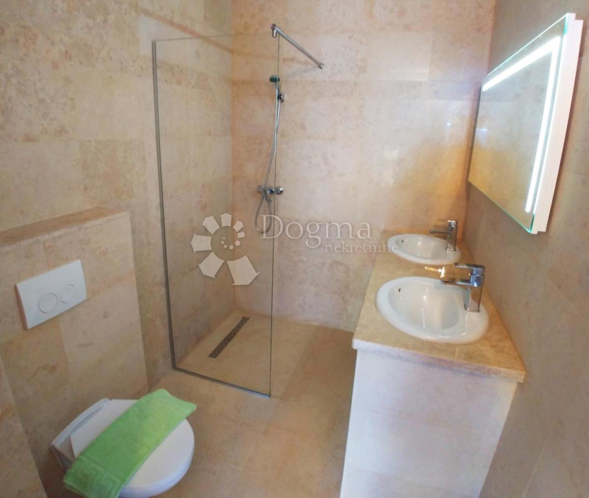 Casa Rabac, Labin, 438m2