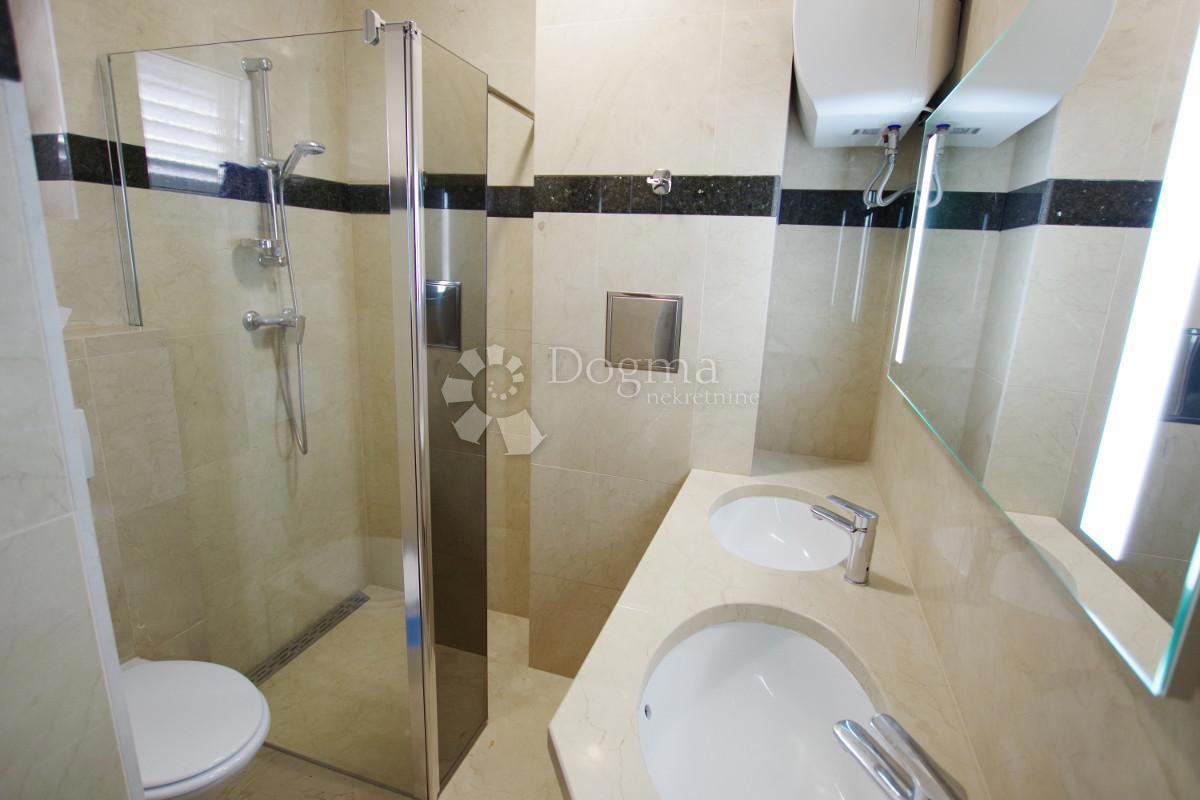 Casa Rabac, Labin, 438m2