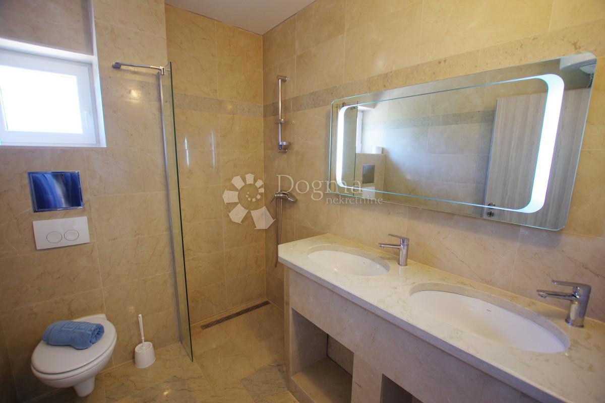 Casa Rabac, Labin, 438m2