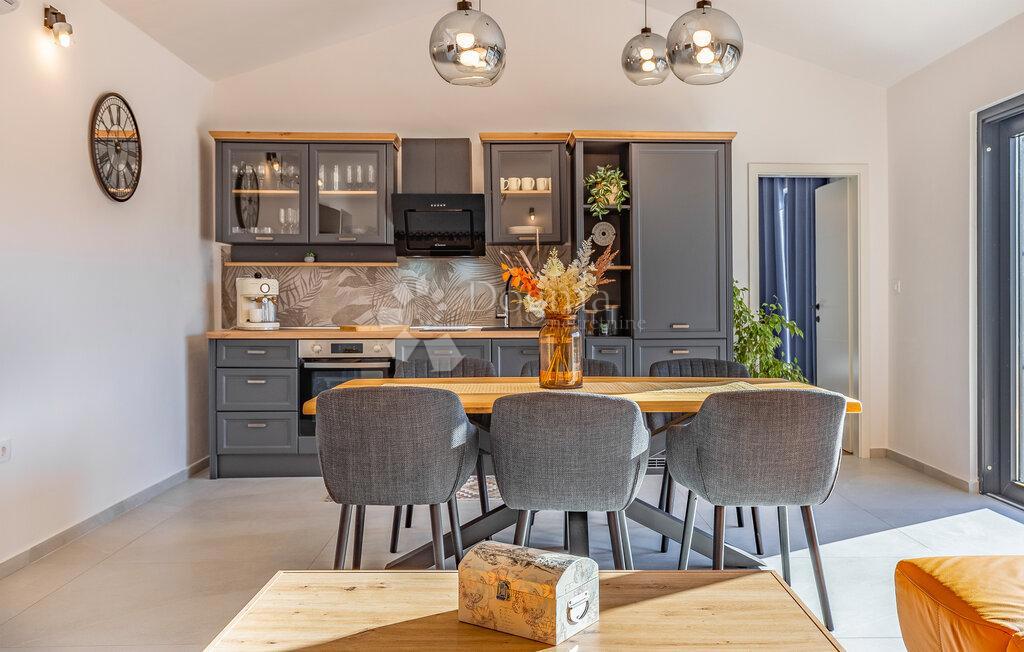 Casa Kavran, Marčana, 100m2