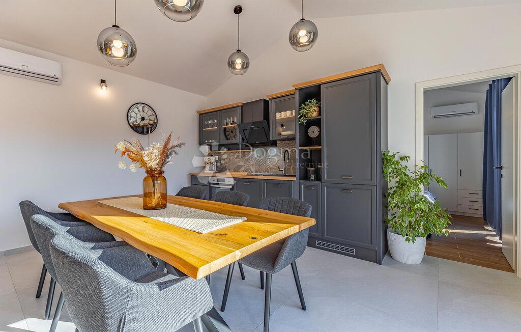 Casa Kavran, Marčana, 100m2