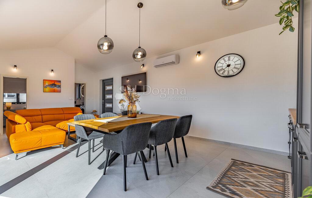 Casa Kavran, Marčana, 100m2