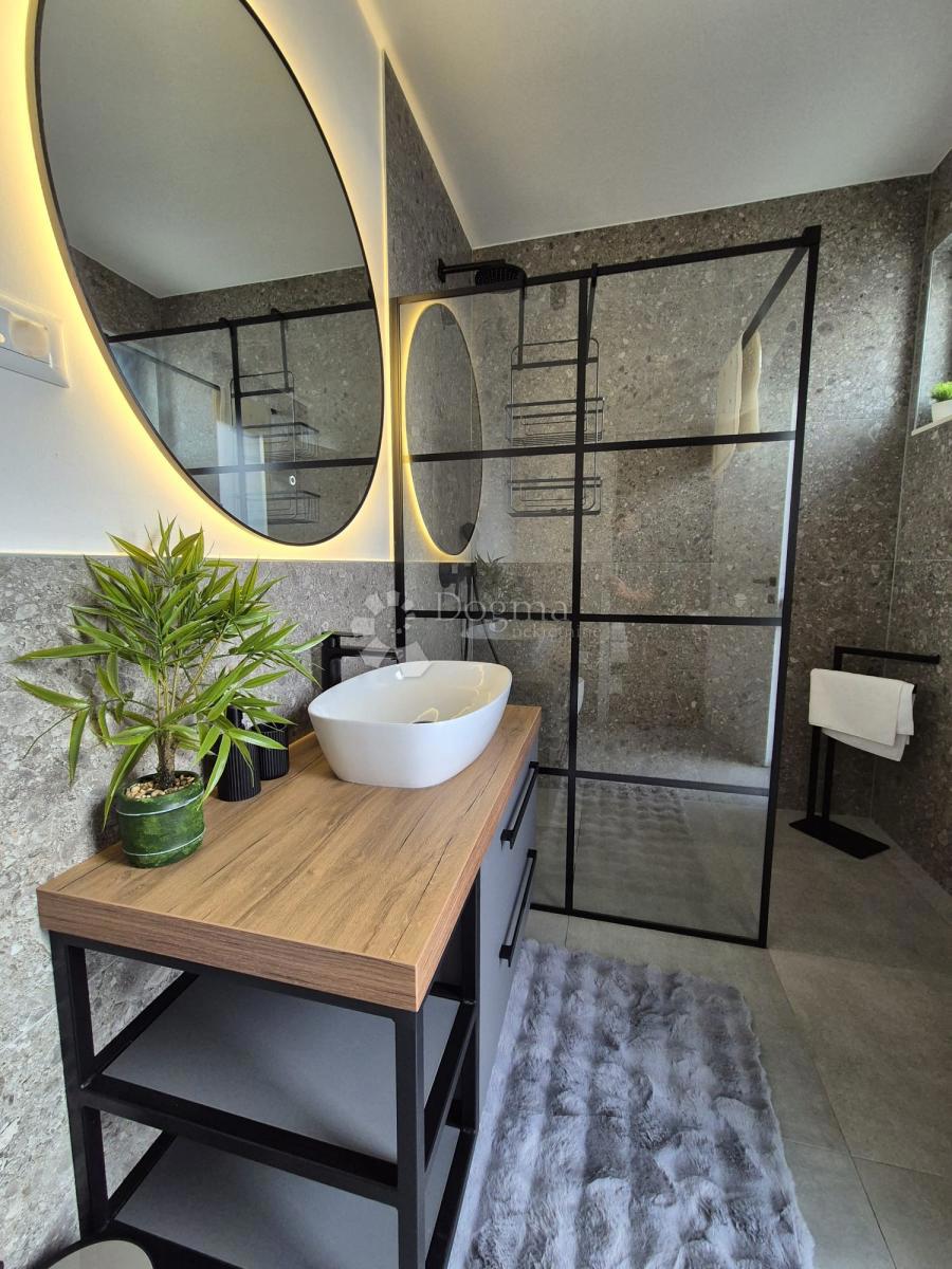 Casa Mulo, Vrsi, 225m2