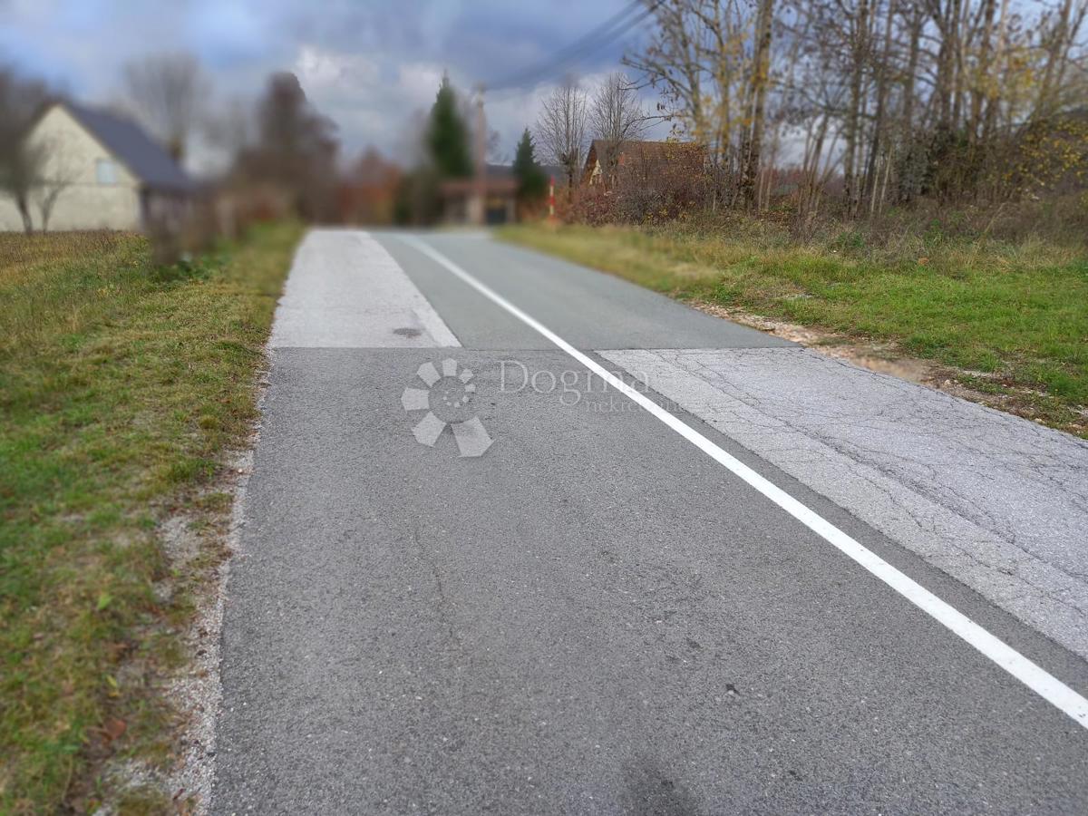 Terreno edificabile Stari Laz, Ravna Gora, 1.000m2