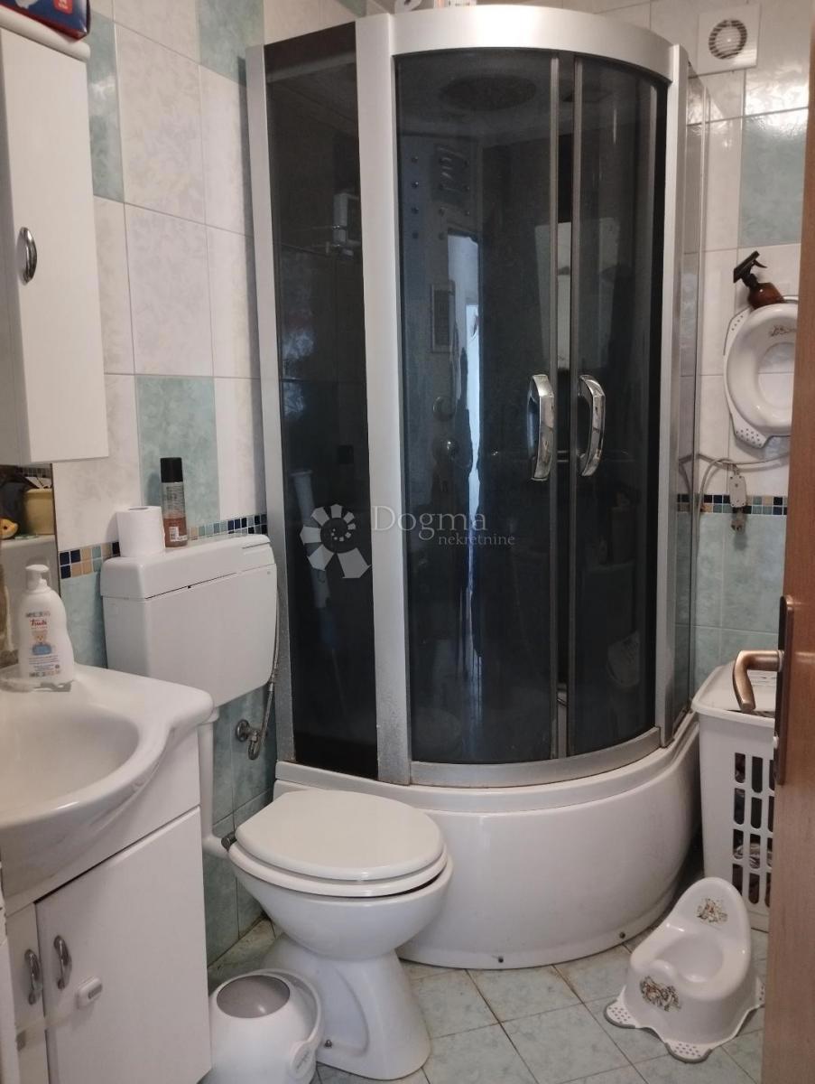 Allogio Ližnjan, 70,71m2