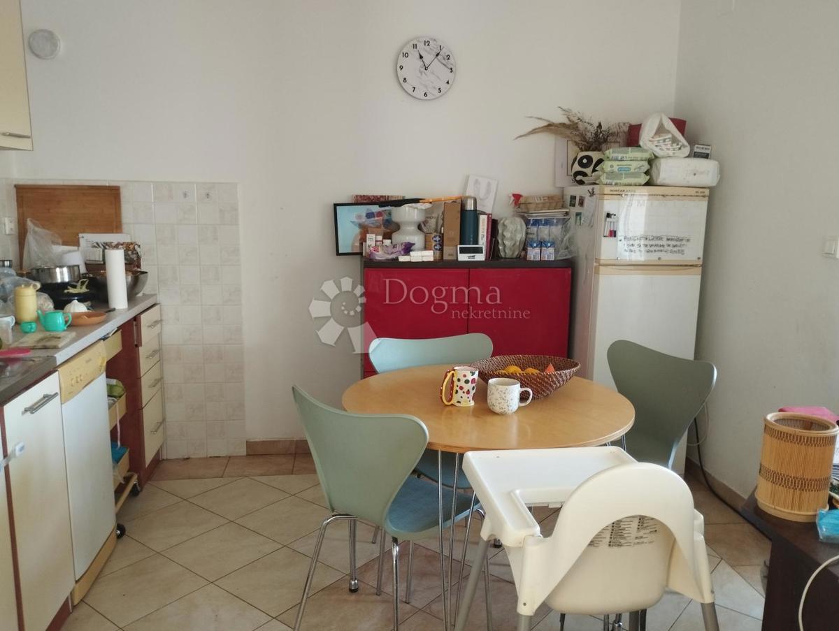 Allogio Ližnjan, 70,71m2