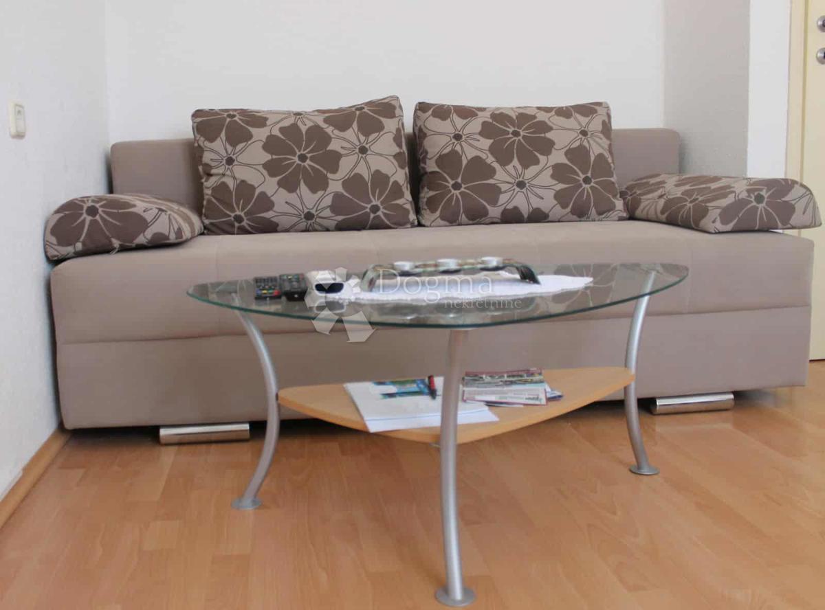 Appartamento duplex 100 m² - possibilità di 2 appartamenti o di uno grande, 800 m dal mare - Rovigno