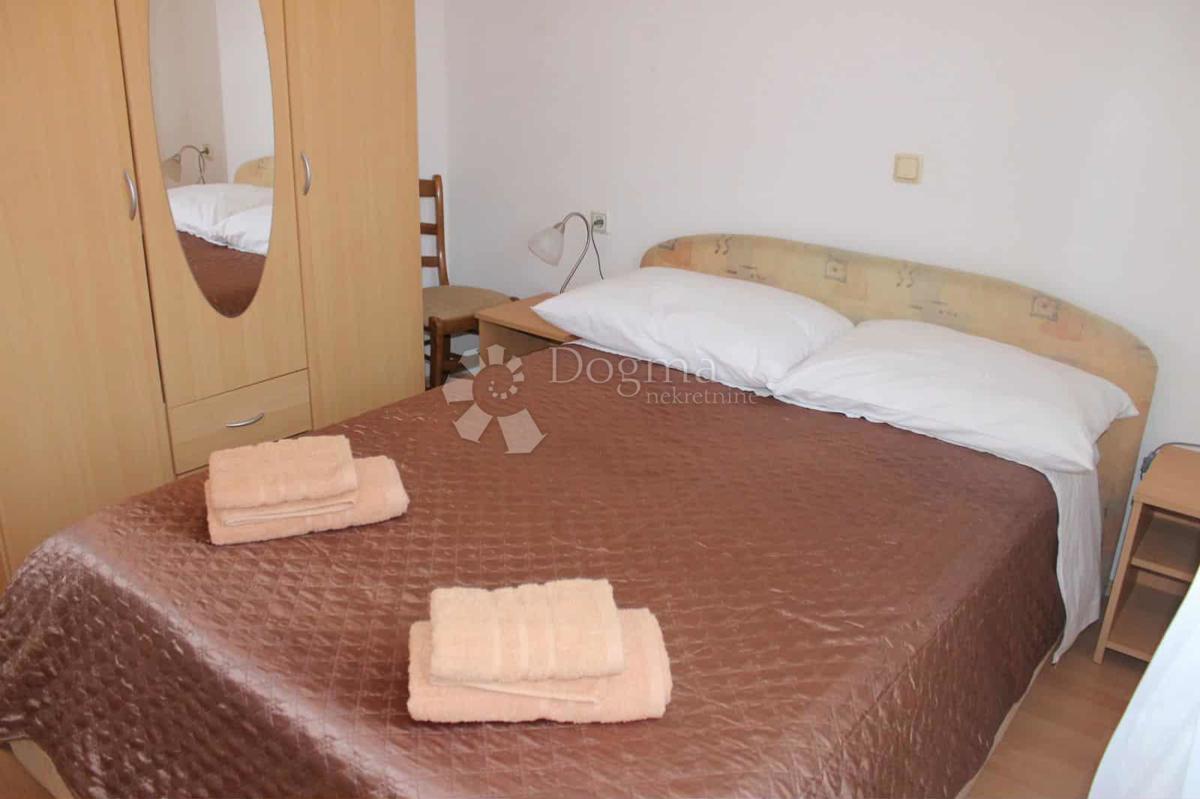 Appartamento duplex 100 m² - possibilità di 2 appartamenti o di uno grande, 800 m dal mare - Rovigno