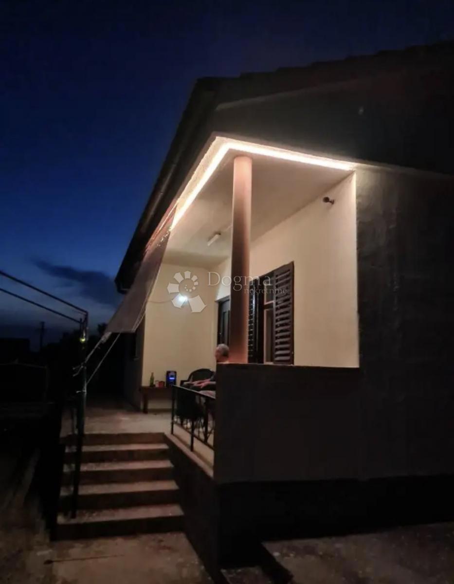 Casa Zečevo Rogozničko, Rogoznica, 52m2